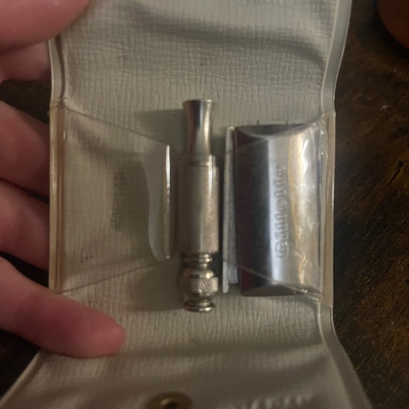 Vintage Gillette Travel Razor - Picture 3 of 5